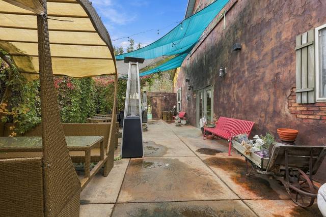 Side patio walkway
